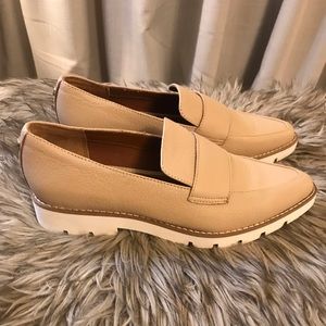 Franco Sarto Loafer in size 7